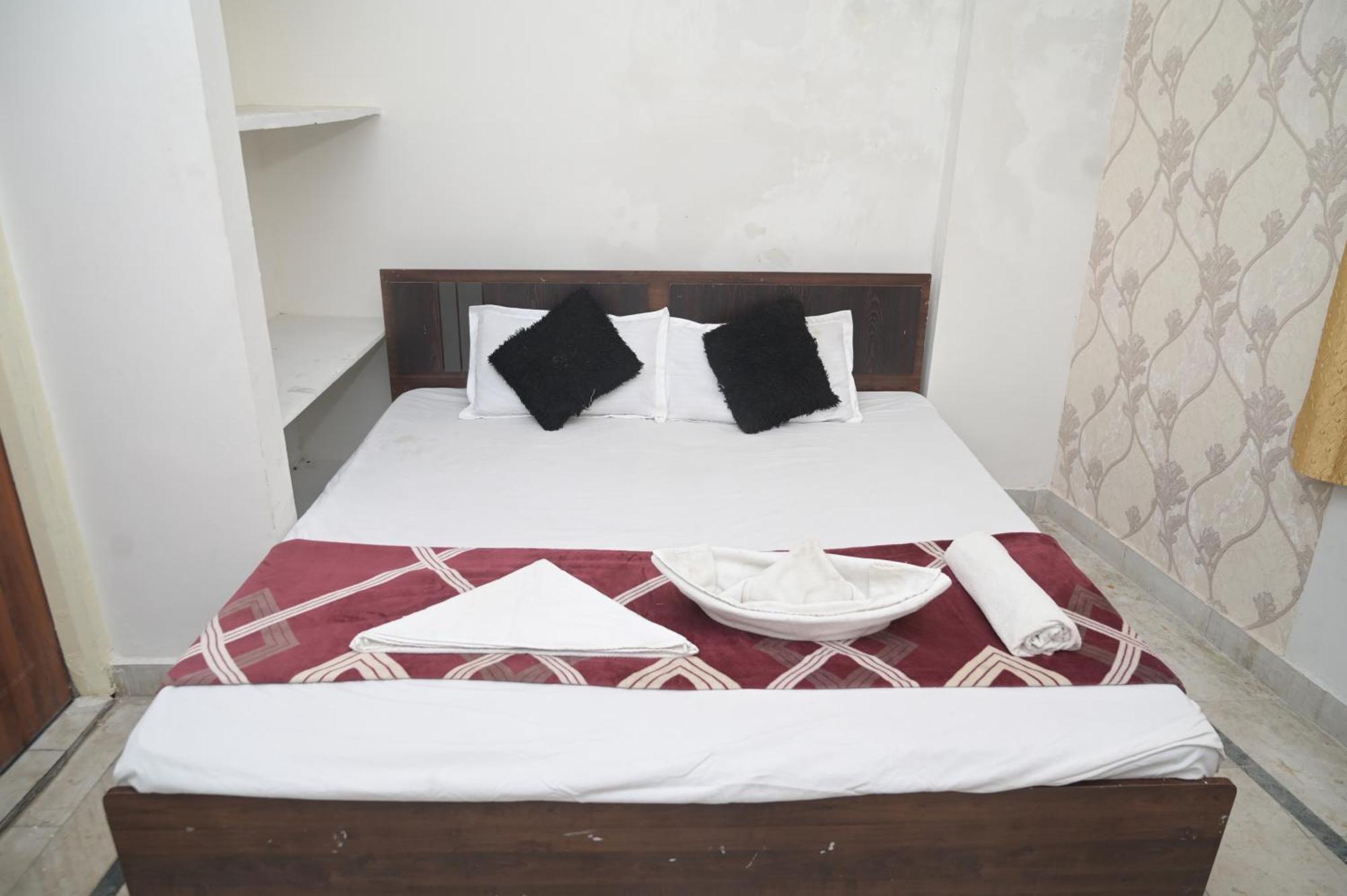 Rk Hotel Rooms Райпур Экстерьер фото
